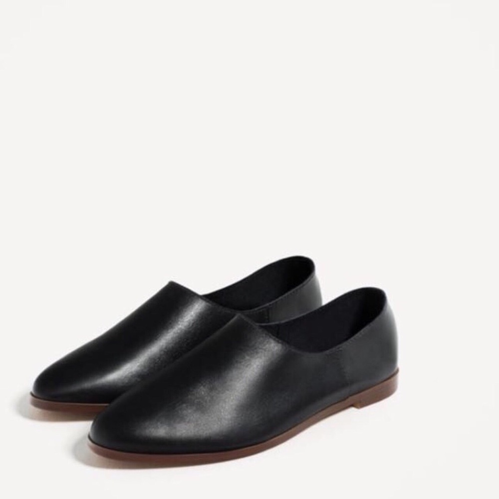 VERY CLASSY FLAT SHOES BY ZARA